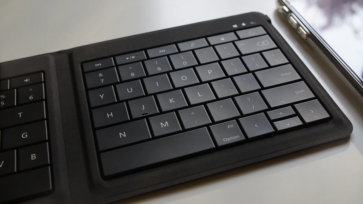 Microsoft Universal Foldable Keyboard